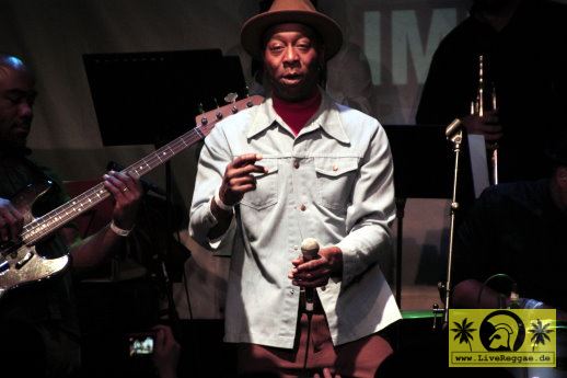Greg Lee (USA) with The Western Standard Time Ska Orchestra 4. Freedom Sounds Festival - Gebaeude 9, Koeln 22. April 2016 (9).JPG